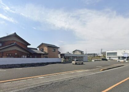 本巣市三橋貸店舗