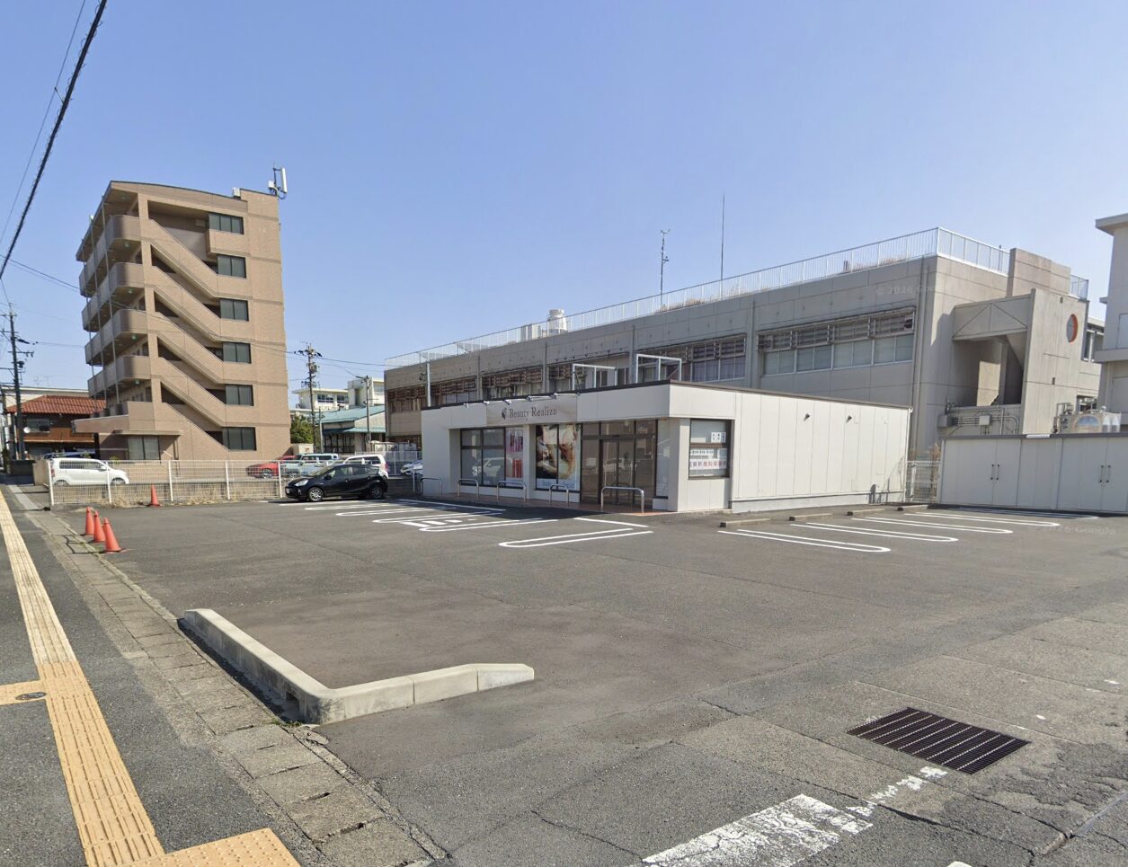岐阜県羽島郡笠松町のコンビニ居抜き物件 エステサロンへの業態転換事例