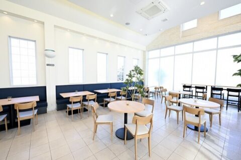 愛知県愛西市のパン・ベーカリーショップ居抜き物件 cafeへの業態転換事例